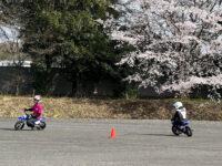 小学生と触れ合う、、、親子バイク教室